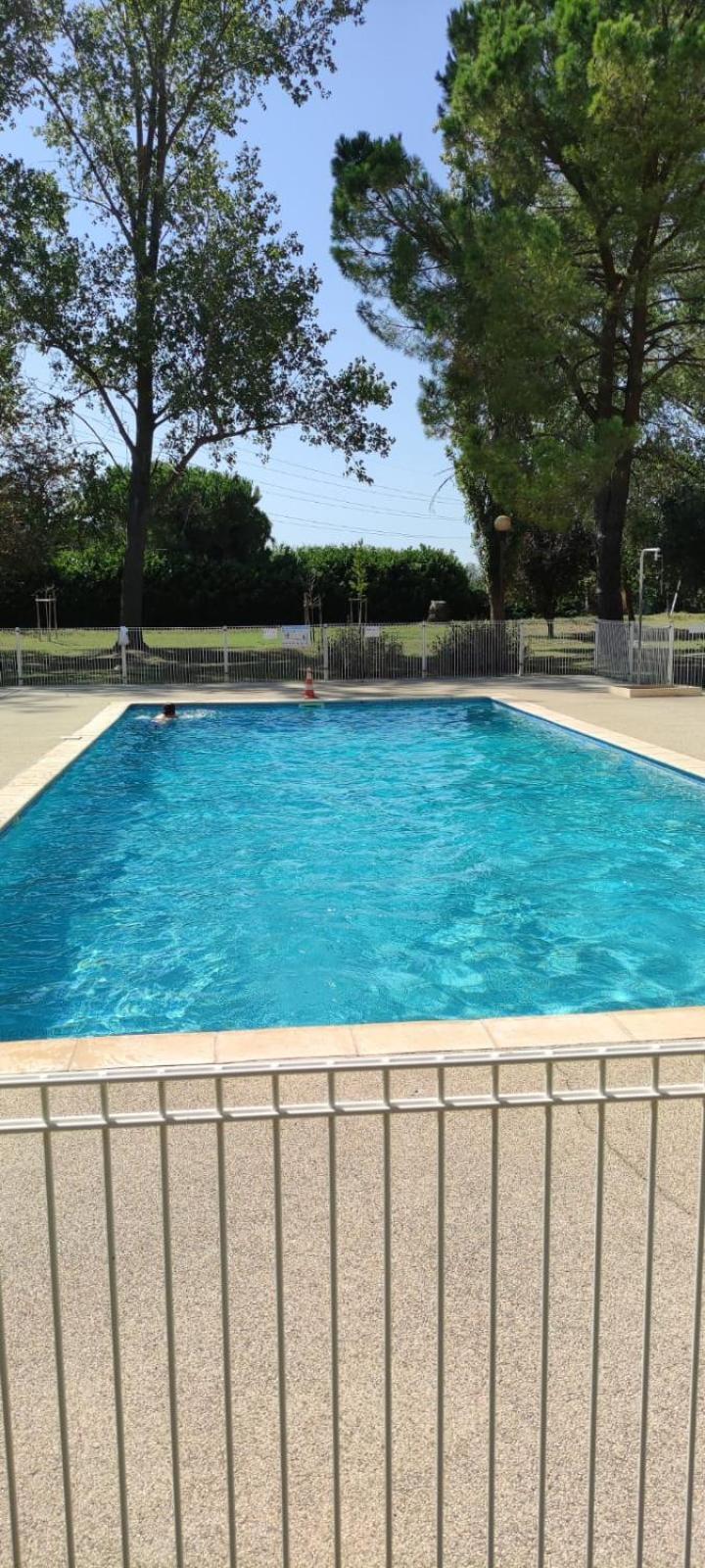 De Les Hameaux De Camargue *